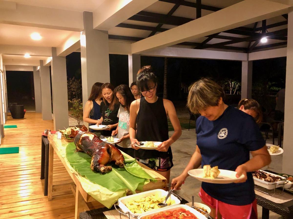 Sunset Cove Beach & Dive Resort Romblon Exterior foto